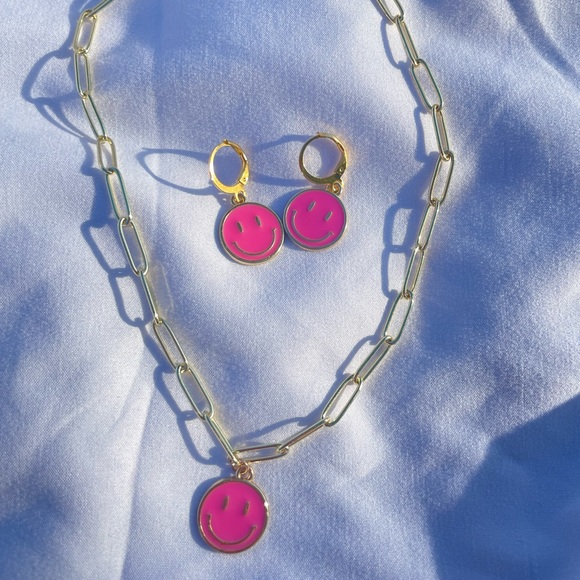 Hot Pink Smiley Face Necklace Earrings 